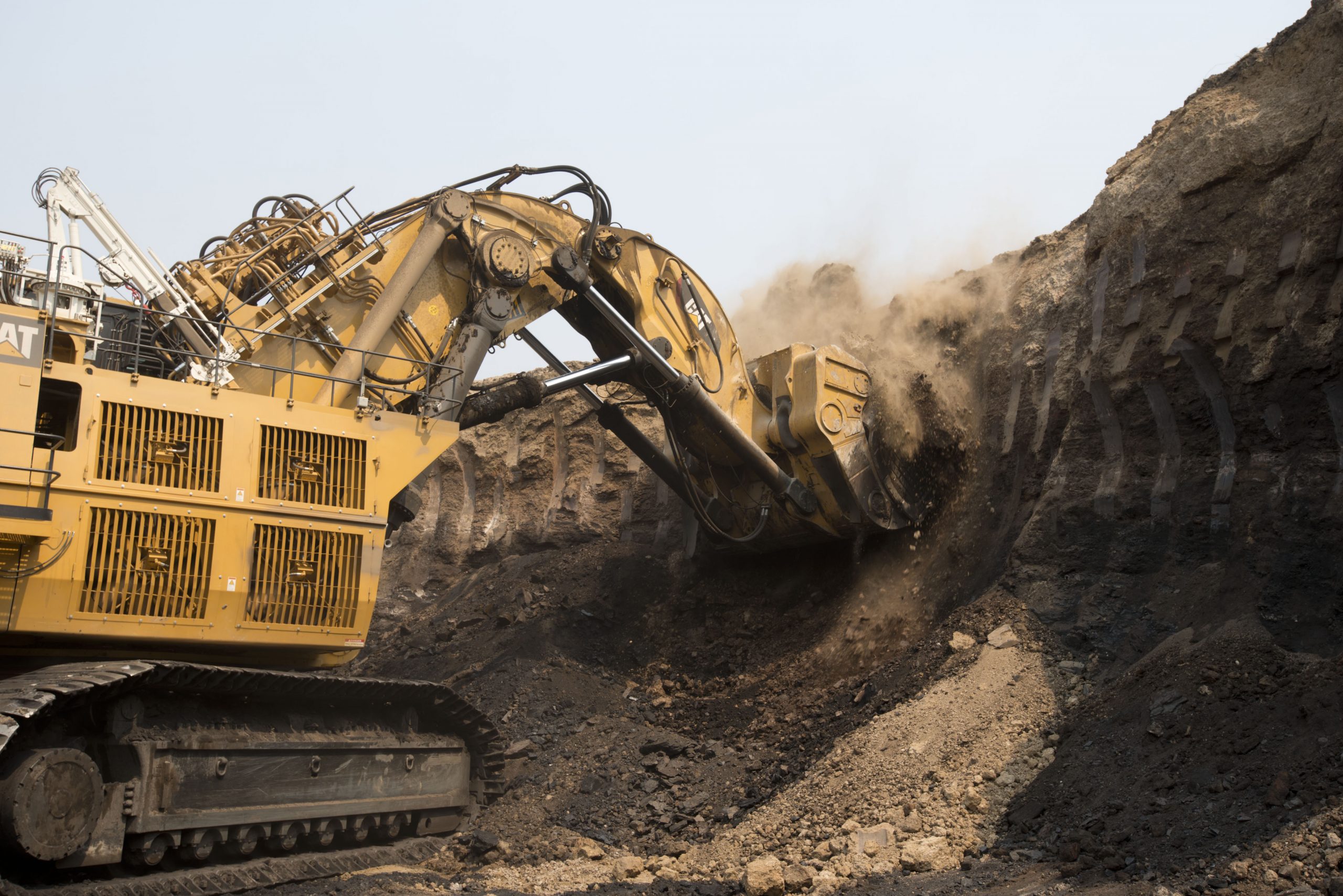 New Model Announcement: Cat® 6090 FS Hydraulic Front Shovel - Classic ...